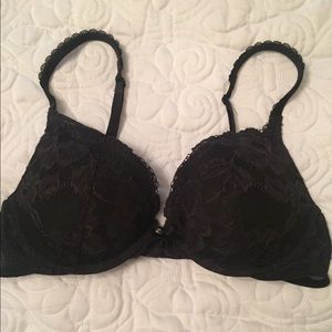 Body by Victoria size 34C